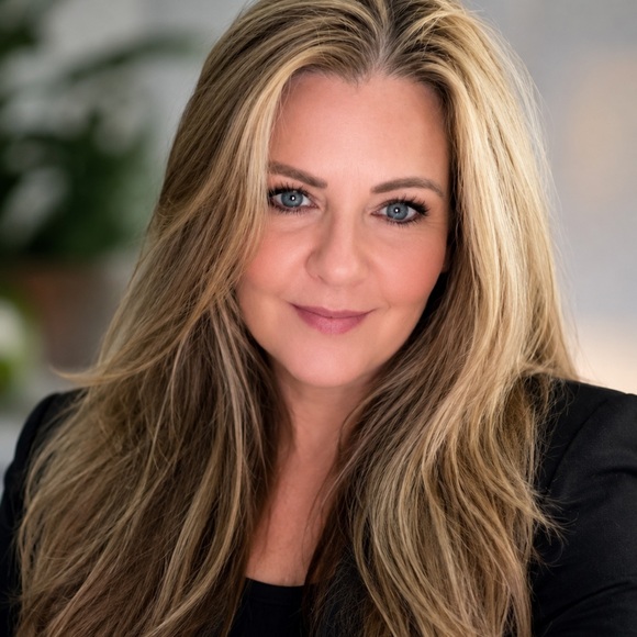angela_stoddard